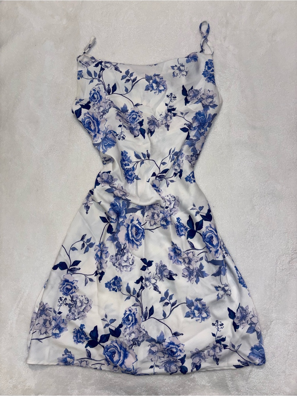 Women’s Urban Outfitters white/blue floral mini cowl neck dress size xs